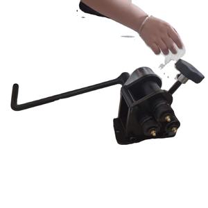 Machine à cintrer ronde, plieuse de tuyaux à trois rouleaux, plieuse de conduites, machine à arrondir, rouleau manuel à engrenages pour cintrage d'anneaux - Product Image 2