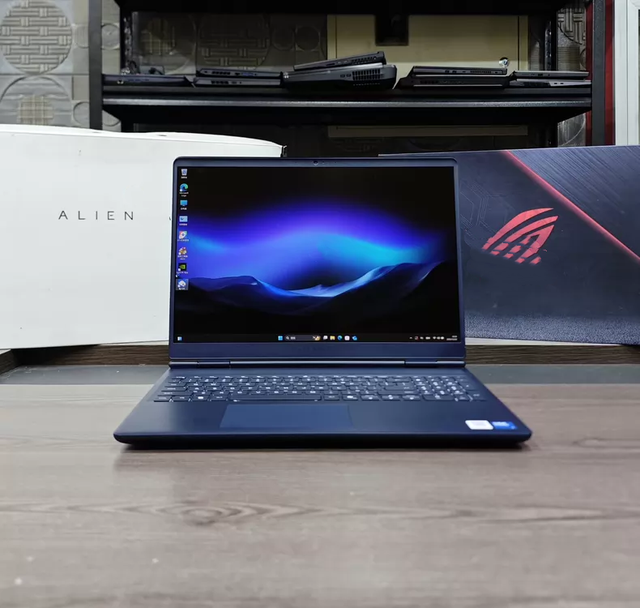 Wholesale Original Alienwore 16X Ultra9 Ultra7 5070 256G 512G 1TB 8G Dedicated Graphics Card Notebook Computer
