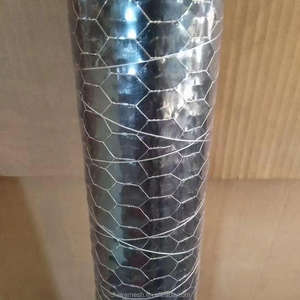 Malla de Alambre Hexagonal de Calibre 16 de 1.5x1.5 Pulgadas para Gallinero de Alta Resistencia, Malla de Alambre de Hierro Galvanizado para Jaulas de Animales y Granjas - Product Image 6