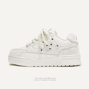 أحذية رياضية عصرية في الشارع للخريف مسامية ومقاومة للارتداء أحذية رياضية سوداء كاجوال للرجال والنساء عشاق أحذية رياضية - Product Image 2