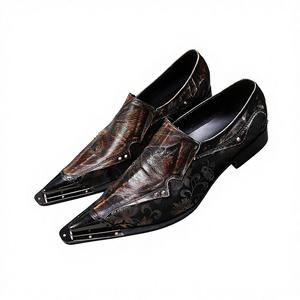 Scarpe Eleganti da Uomo con Punta a Spillo e Tomaia in Acciaio di Marche Italiane di Design, Stampa Floreale in Vera Pelle, Scarpe da Cerimonia di Design - Product Image 2