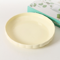 Nouvelles assiettes de restaurant en porcelaine fine, en gros, assiettes à dîner en porcelaine embossée à prix avantageux