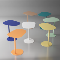 Table d'appoint en métal pour salon, design créatif et moderne