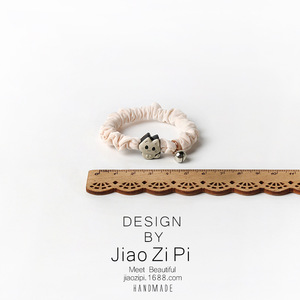 Fermacapelli con Campanello a Forma di Gatto Bianco e Nero, Elegante e Carino, Fatto a Mano in Plastica/Resina, Personalizzabile - Product Image 5