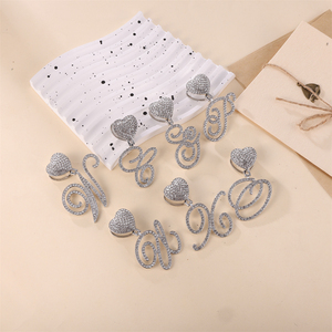 Joyería Hiphop personalizada al por mayor <span class=keywords><strong>nombre</strong></span> encantos colgante letra colgante 18K chapado en <span class=keywords><strong>oro</strong></span> <span class=keywords><strong>de</strong></span> acero inoxidable Iced Out Cz collar <span class=keywords><strong>de</strong></span> <span class=keywords><strong>mujer</strong></span> - Product Image 3