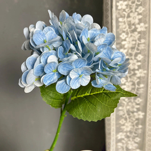 Fiore di Ortensia Bianca Realistico da 45 cm per Archi Nuziali, Palchi e Centrotavola, Bouquet Floreale, Ortensia da Sposa - Product Image 6