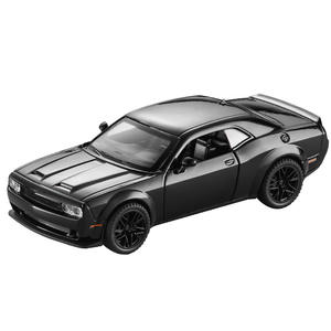 Modelo de Carro Esportivo Muscle Hellcat em Liga 1:32 com Som, Luz e Música, Simulação, Presente para Meninos, Coleção de Ornamentos, Guangdong - Product Image 1