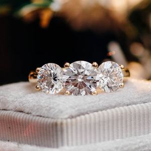 Anillo de Diamantes de Laboratorio HTHP D VVS de Oro Amarillo Sólido de 14K, Diseño Romántico de Tres Piedras, Joyería Fina para Mujer, Gran Venta - Product Image 5