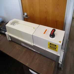 ACH550PCR045A4B055K452 30HP 3Ph W ปุ่มกดตัดการเชื่อมต่อ ชุด ACH550 ไดรฟ์ PLC - Product Image 3