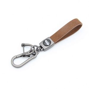 Porte-clés en métal suédé pour voiture, avec logo de véhicule en relief, personnalisable, cadeaux d'affaires, pendentif porte-clés, vente en gros - Product Image 5