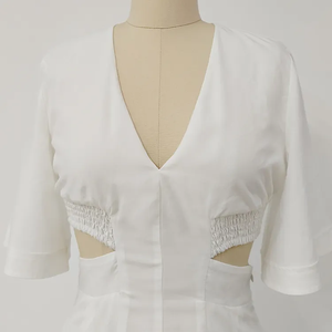 Plain 2023 Ladies Summer Dress V Neck Show Back Waist Pure <strong>White</strong> <strong>Maxi</strong> Pleated Elegant Gentle Women's Dress - Product Image 3