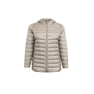 Veste coupe-vent personnalisée en duvet pour femmes de haute qualité Rembourrage en tissu teint Traitement orienté vers l'exportation Bangladesh - Product Image 6