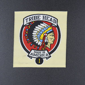 Etiquette pliante découpé<span class=keywords><strong>e</strong></span> thermoscellé<span class=keywords><strong>e</strong></span> au toucher doux Etiquette tissé<span class=keywords><strong>e</strong></span> de marque de vêtements personnalisé<span class=keywords><strong>e</strong></span> pour vêtements - Product Image 5