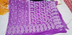 Elégant Chikanwork Gota Patti Work Saree Mélange parfait de style classique et de mode moderne adapté aux événements de jour et de soirée - Product Image 3