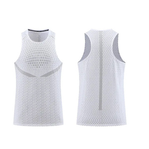 Customized New Arrival Men's Breathable Mesh Running Tank <b>Top</b> Quick Dry Athletic <b>Reflective</b> Strip Tank <b>Top</b> - Product Image 2