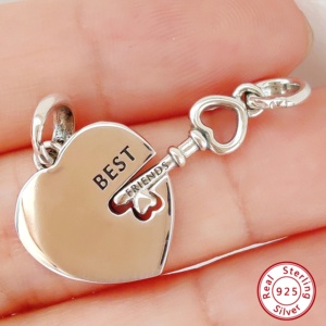 Dijes de Corazón con Certificación GDTC de la Marca HaYa para la Fabricación de Joyas, Dijes de Plata de Ley 925 al por Mayor, Estilo Pan, Dijes DIY Dora, Moda Unisex - Product Image 4