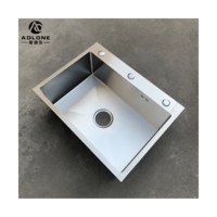 Évier de cuisine à cuvette unique en acier inoxydable brossé fait à la main monté sur le dessus avec robinet et accessoires