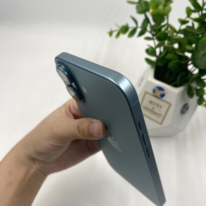 <span class=keywords><strong>iPhone</strong></span> 16 <span class=keywords><strong>Plus</strong></span> Ricondizionato Sbloccato di Alta Qualità, Versione USA, 8GB RAM, Schermo <span class=keywords><strong>6</strong></span>.7 Pollici, 5G, Accessori Inclusi, Garanzia <span class=keywords><strong>6</strong></span> Mesi - Product Image 6