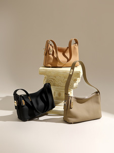 Sacs à main en cuir véritable haut de gamme OEM, design personnalisé, sacs à bandoulière simples, sacs à main tendance 2026 avec fermoir - Product Image 4