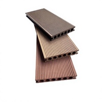 Planches de terrasse en composite bois-plastique (WPC) fabriquées par le fabricant, antidérapantes, résistantes à la moisissure, design moderne minimaliste, pour extérieur