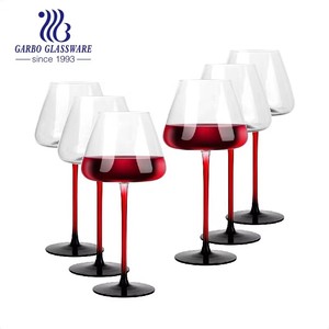 Gobelet à vin en <span class=keywords><strong>verre</strong></span> de luxe de haute qualité Gobelet en <span class=keywords><strong>verre</strong></span> soufflé à la main avec tige de couleur 700ml Verres à pied de grande capacité <span class=keywords><strong>pour</strong></span> bar et banquet - Product Image 6