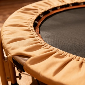 Trampolín Circular Resistente y Estable para Niños al Aire Libre con Soporte de Manija y Red de Seguridad para Saltadores Jóvenes - Product Image 4