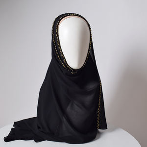 2025 Latets bufanda negra con borde de cuentas doradas Hijabs de gasa de alta calidad chal largo turbante de mujer 180*70cm Hijbs de gasa musulmana - Product Image 2