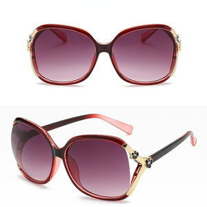 Nuevas gafas <span class=keywords><strong>de</strong></span> sol polarizadas <span class=keywords><strong>de</strong></span> <span class=keywords><strong>moda</strong></span>, gafas <span class=keywords><strong>de</strong></span> sol <span class=keywords><strong>de</strong></span> Marco grande <span class=keywords><strong>para</strong></span> <span class=keywords><strong>mujer</strong></span>, gafas <span class=keywords><strong>de</strong></span> sol retro UV400, gafas <span class=keywords><strong>de</strong></span> sol <span class=keywords><strong>de</strong></span> diseñador <span class=keywords><strong>2023</strong></span> - Product Image 4
