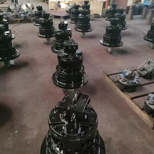 Moteur hydraulique et réducteur MacGregor GM2-3500R24, type à piston radial meridional, pour machine de couvercle de trappe - Product Image 2