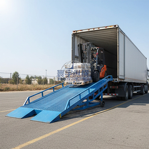 हॉट सेल मोबाइल हाइड्रोलिक बोर्डिंग अनलोडिंग यार्ड लिफ्टिंग प्लेटफॉर्म कार्गो प्लेटफॉर्म के साथ डॉक रैंप लोड - Product Image 3