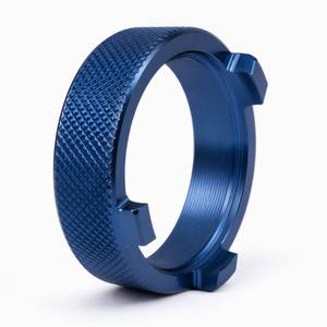 Collier de serrage moleté en aluminium usiné CNC, anodisé, avec languettes de verrouillage à motif croisé pour fixation à baïonnette - Product Image 1