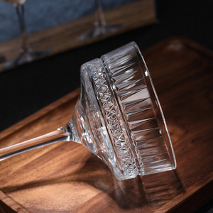 Copas de champán de cristal poco profundas para cóctel, copas de vino de rayas verticales nórdicas acanaladas, copa de <span class=keywords><strong>martini</strong></span>, postre, venta al por mayor - Product Image 2