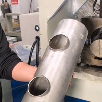 Machine de poinçonnage et de flangeage de tubes en acier inoxydable à haute productivité, à commande par moteur CNC Geyu