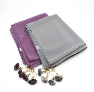 Foulard fantaisie en mousseline de soie avec perles pendantes pour femme, Hijabs, écharpe de couleur unie, glands et fleurs, faits à la main, pour islamique, nouvelle collection