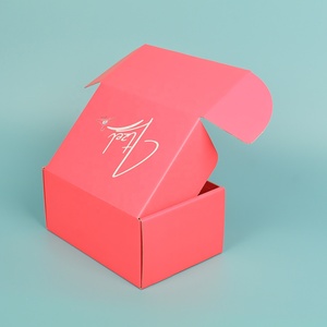 Caja de Regalo Plegable de Cartón Corrugado de Lujo, Impresión Digital UV con Estampado en Caliente, Caja de Envío Ecológica Biodegradable - Product Image 2