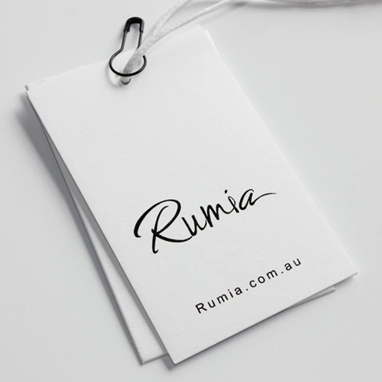 Customized Eco-Friendly PVC Paper Hang Tags Luxury Matte LOGO Printed Recycled Cardboard Paper For Clothing Shoes Bags Jeans