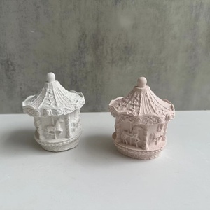 Moule en silicone carrousel pour bougies en résine en gros, idéal pour la décoration intérieure et les bougies parfumées - Product Image 3