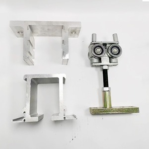 Nhà sản xuất tùy chỉnh công nghiệp nặng nhiệm vụ treo bánh xe cửa gỗ trượt đường sắt hợp kim nhôm trượt lan can tay vịn - Product Image 3