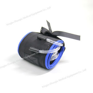 Tourniquet médical à usage unique réglable pour des prélèvements sanguins sécurisés dans les contextes de soins de santé - Product Image 4