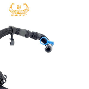 Manguera de Agua LR121755 para <span class=keywords><strong>Land</strong></span> <span class=keywords><strong>Rover</strong></span> <span class=keywords><strong>Defender</strong></span> L663 2020-, Range <span class=keywords><strong>Rover</strong></span> Vogue L405 2013-2021, L460 <span class=keywords><strong>2022</strong></span>-, Range <span class=keywords><strong>Rover</strong></span> Velar L560 2017- - Product Image 5
