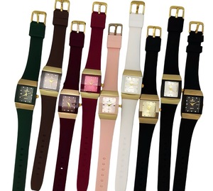 GS-01 Nuovo Orologio Quadrato Classico, Orologio da <span class=keywords><strong>Donna</strong></span> Retrò di Lusso con Cinturino in Silicone Impermeabile - Product Image 4