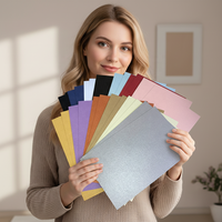 Papier nacré blanc givré double face 120-350 g/m² compatible jet d'encre, carton scintillant pour impression de brochures et catalogues haut de gamme