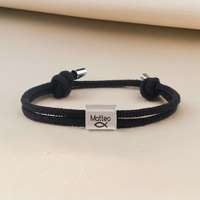 Pulsera de Moda de Alta Gama con Diseño de Cuerda Milanesa, Carcasa de Acero Inoxidable, Patrón Grabado, Letras en Paracord Cian, Regalo
