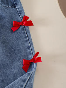 Setelan Pakaian Anak Kasual Bernapas, Motif Ceri Baru Musim Semi dan Gugur, Lengan Panjang Putih, Celana Jeans, dengan Pita - Product Image 5