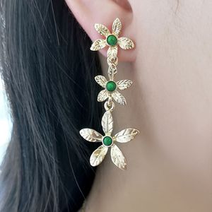 Orecchini con nappe a forma di fiore per donna, stile vintage, accessori per l'orecchio da indossare tutti i giorni - Product Image 3
