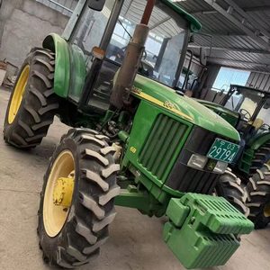 Tracteurs agricoles John Deer 6B-904 d'occasion de qualité dans une ferme de seconde main avec chargeur - Product Image 1