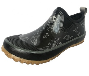 Giardino <span class=keywords><strong>nero</strong></span> della caviglia scarpe da pioggia delle signore breve caricamento del sistema di gomma per le donne - Product Image 2