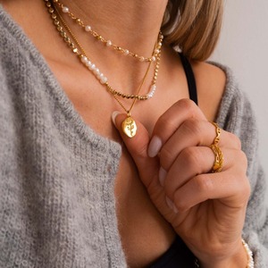 Collana Vintage con Pendente a Medaglione Rosa, Catena Stratificata in Perle d'Acqua Dolce e Perline Dorate, in Acciaio Inossidabile 18k, Gioielli di Moda <span class=keywords><strong>per</strong></span> Donne - Product Image 2