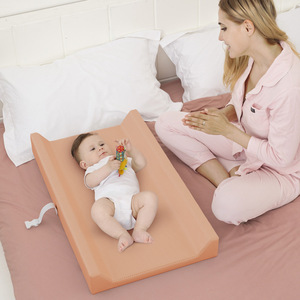 <span class=keywords><strong>Cambiador</strong></span> de Bebé de Cuero con Almohadilla de Masaje de PU Comprimido, <span class=keywords><strong>Cambiador</strong></span> Portátil - Product Image 1