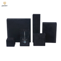 Boîte à bijoux de luxe Paclov en velours à charnière avec éclairage LED pour pendentifs, colliers et boucles d'oreilles – Élégant conteneur à bijoux